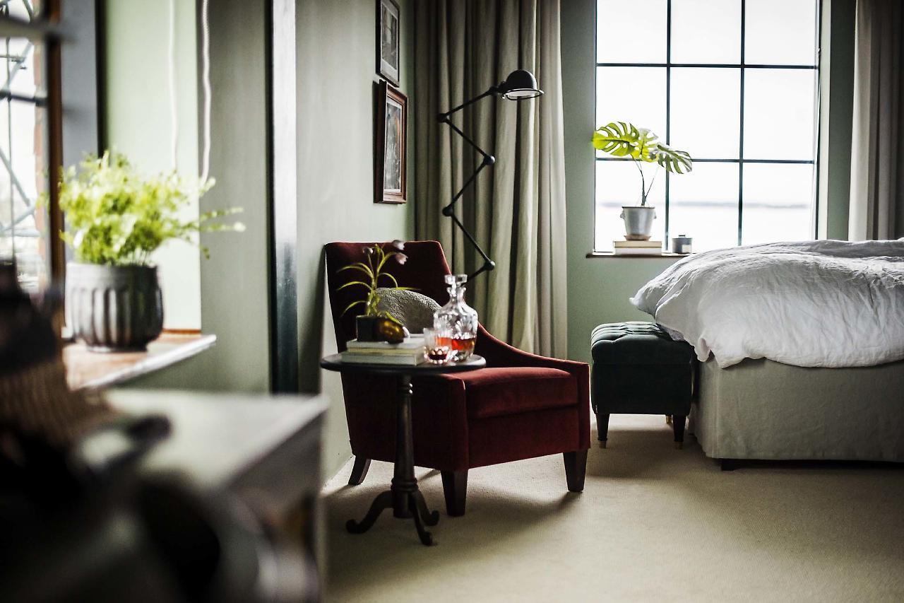 Steam Hotel Вестерос Экстерьер фото A room at The Swan