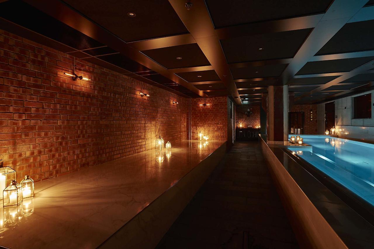 Steam Hotel Вестерос Экстерьер фото The spa at The Standard East Village